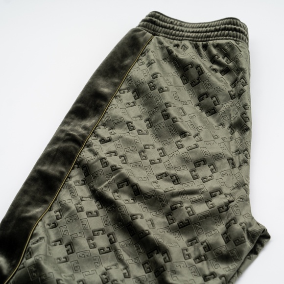 size M Givenchy Velvet Sweat Pants Green Monogram - Picture 5 of 9